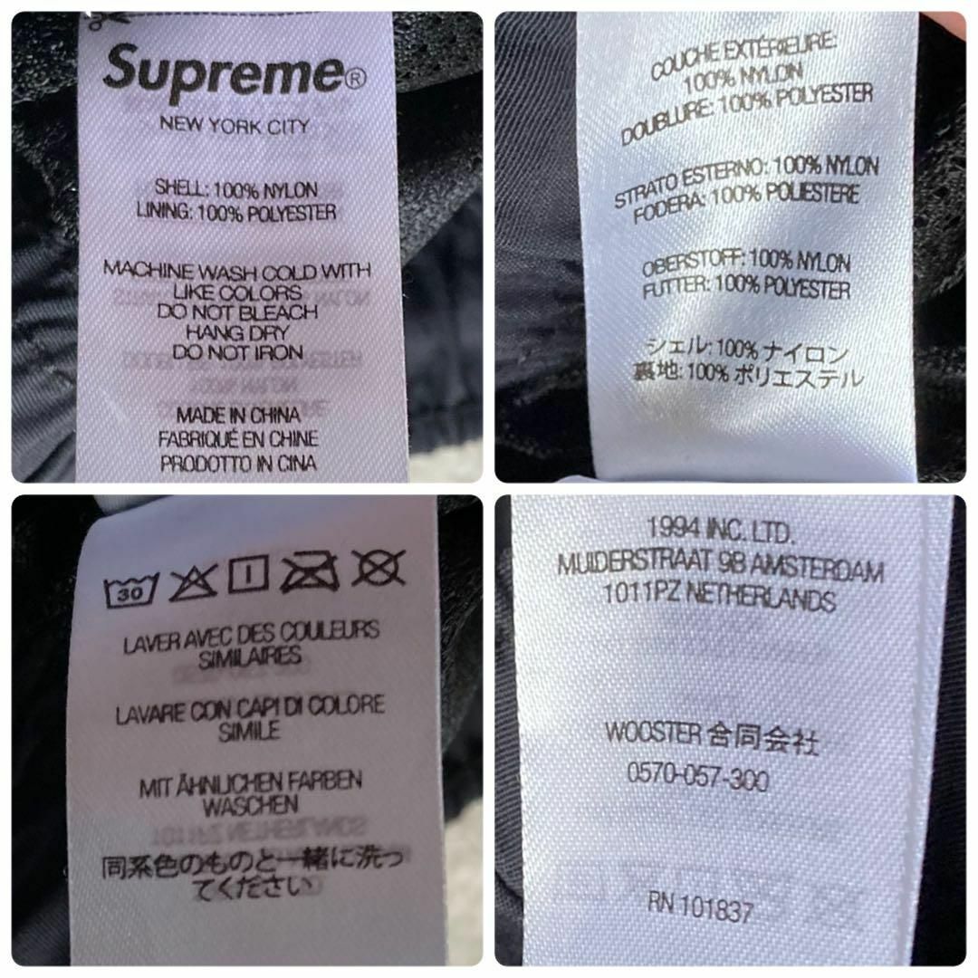 Supreme(シュプリーム)の【良品】supreme ウォーターショーツ 水着 ハーフパンツ 刺繍ロゴ【S】黒 メンズの水着/浴衣(水着)の商品写真