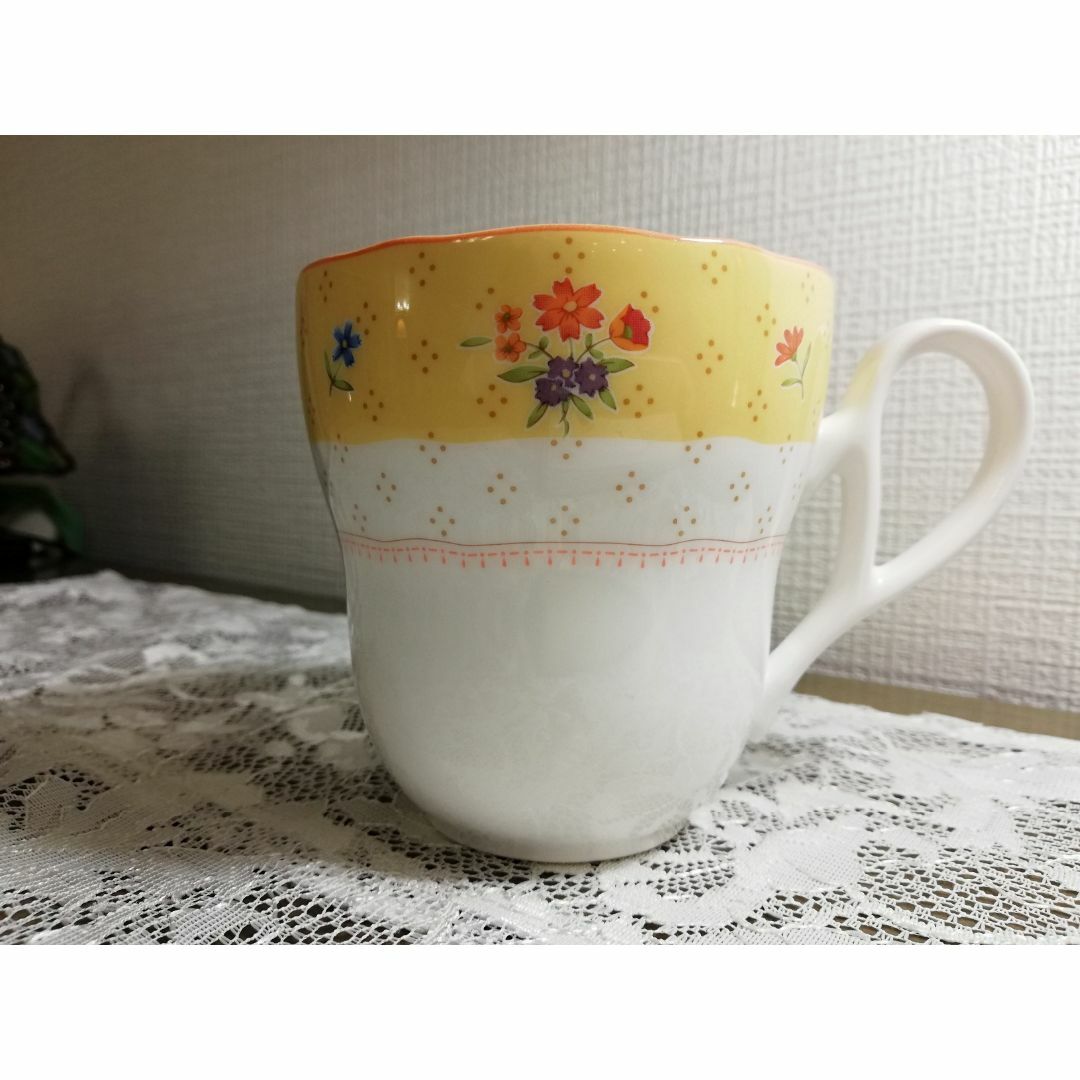 Noritake(ノリタケ)のノリタケ　トゥルーラブ　マグカップ インテリア/住まい/日用品のキッチン/食器(グラス/カップ)の商品写真