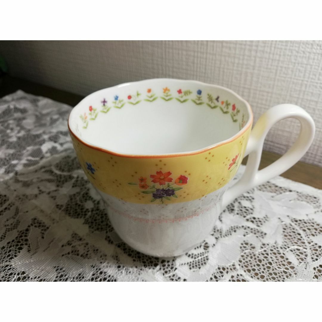 Noritake(ノリタケ)のノリタケ　トゥルーラブ　マグカップ インテリア/住まい/日用品のキッチン/食器(グラス/カップ)の商品写真