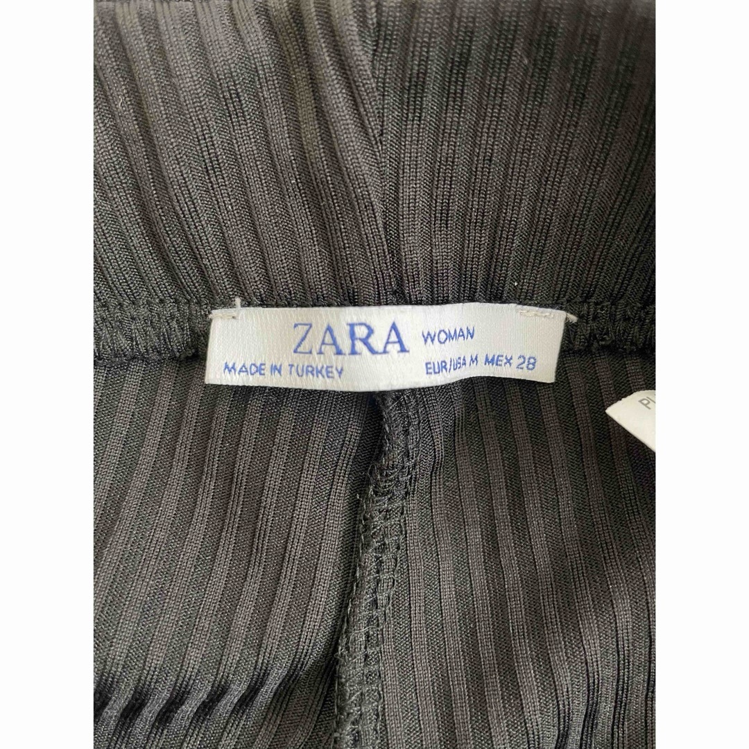 ZARA(ザラ)のZARAパンツ レディースのパンツ(カジュアルパンツ)の商品写真