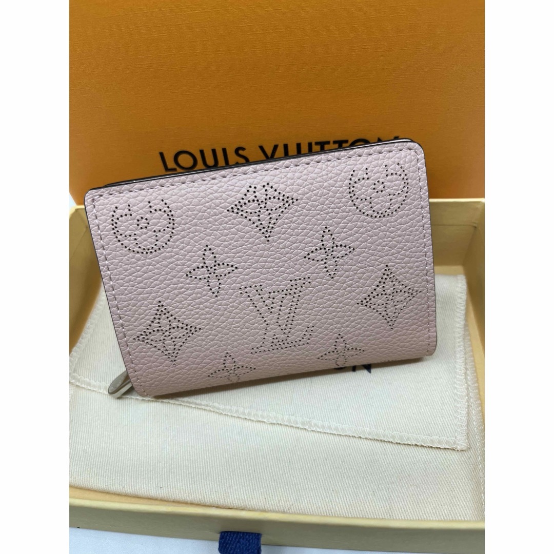 LOUIS VUITTON(ルイヴィトン)の【極美品】LOUIS VUITTON ボルトフォイユ クレア モデル マヒナ レディースのファッション小物(財布)の商品写真