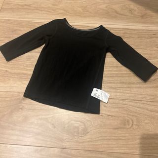 ユニクロ(UNIQLO)のUNIQLO 黒 ロンT 80(Ｔシャツ)