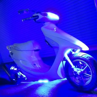 ライブＤｉｏ　ＺＸ　ロンホイカスタム・フルブルーＬＥＤ・２スピーカー (車体)