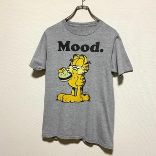 ティービーアンドムービー(TV&MOVIE)のアメリカ古着　ガーフィールド　キャラT　半袖　Tシャツ　猫　ネコ　Q236(Tシャツ/カットソー(半袖/袖なし))