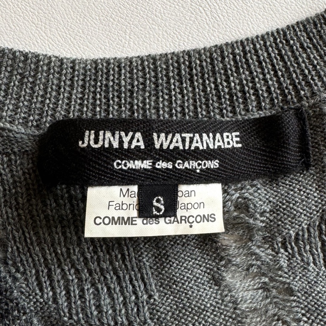 JUNYA WATANABE COMME des GARCONS(ジュンヤワタナベコムデギャルソン)の《美品》JUNYA WATANABE クラッシュ加工 迷彩 ニット ワンピース  レディースのワンピース(ミニワンピース)の商品写真