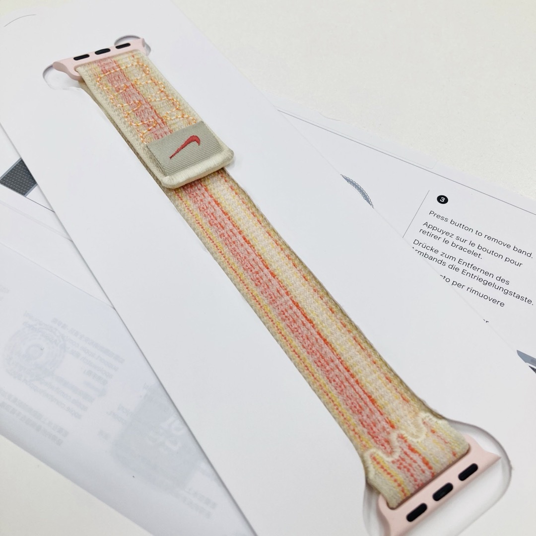 Apple Watch(アップルウォッチ)のApple Watch ナイキ スポーツループ バンド 40,41mm スマホ/家電/カメラのスマートフォン/携帯電話(その他)の商品写真