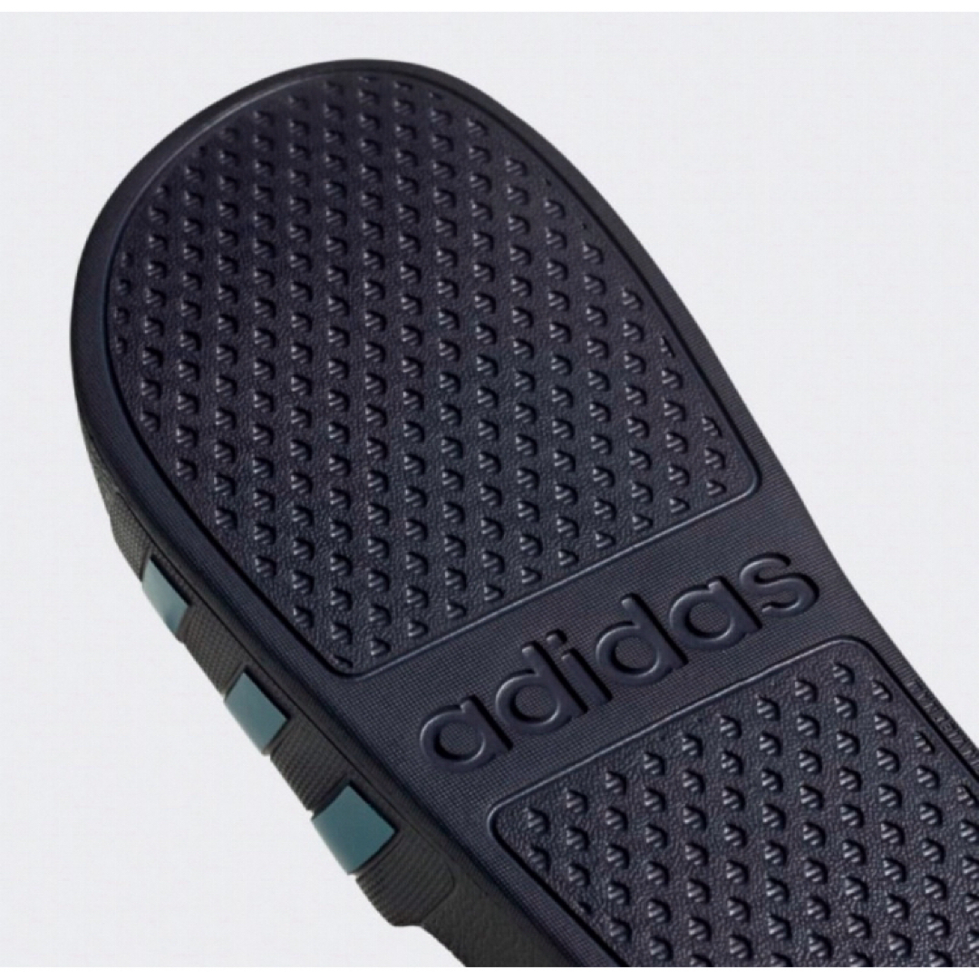 adidas(アディダス)の送料無料 新品 adidas ADILETTE アディレッタ アクア 28.5 メンズの靴/シューズ(サンダル)の商品写真