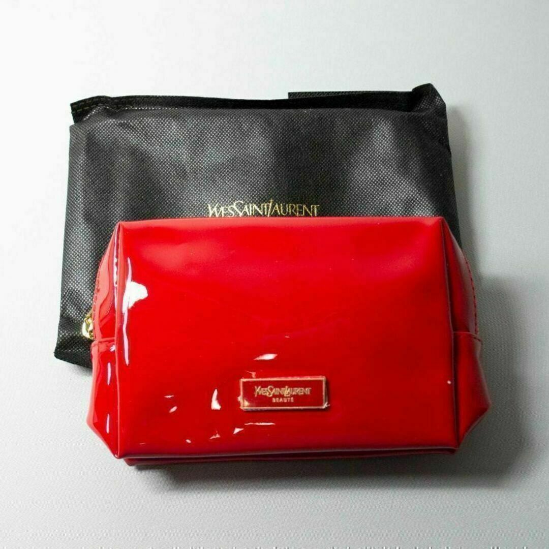 Yves Saint Laurent(イヴサンローラン)のyslpQred 新品未使用本物　YSL イヴサンローラン　ノベルティポーチ レディースのファッション小物(ポーチ)の商品写真