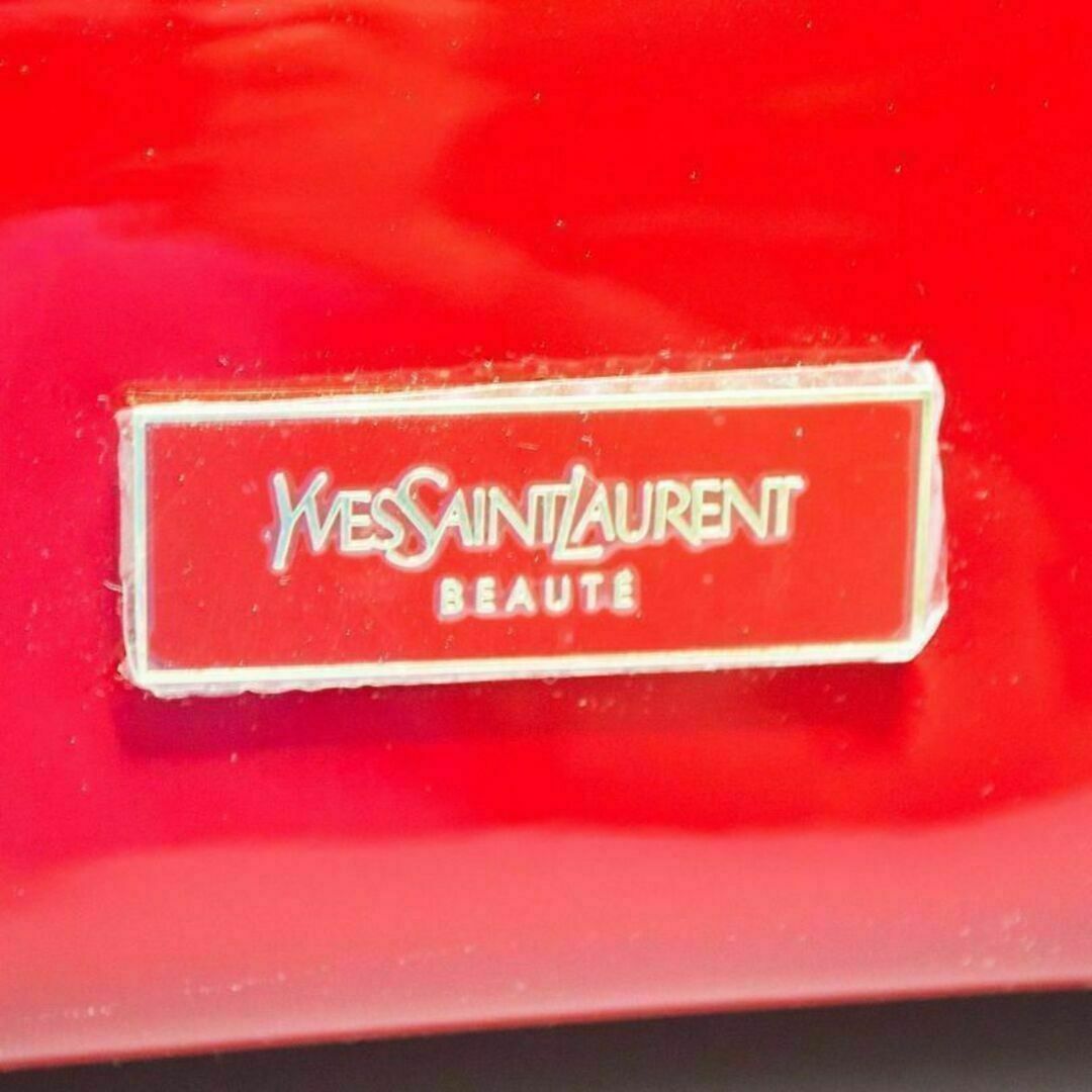 Yves Saint Laurent(イヴサンローラン)のyslpQred 新品未使用本物　YSL イヴサンローラン　ノベルティポーチ レディースのファッション小物(ポーチ)の商品写真