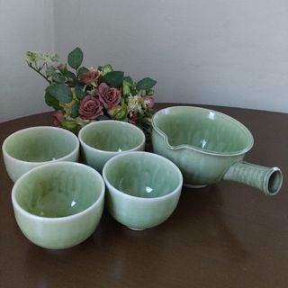 ☆淡い青緑釉薬　手付き抹茶茶碗と湯呑み　4個セット　美品☆(食器)