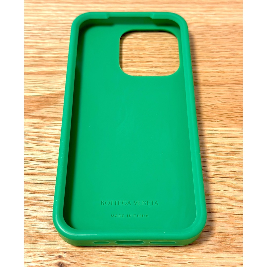 【美品】ボッテガヴェネタ　iPhone14pro シリコンケース