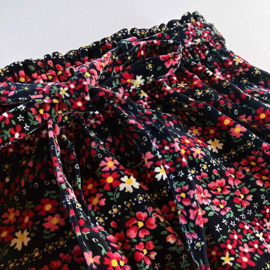 flower(フラワー)のused レトロ 花柄 ロングスカート 古着 ヴィンテージ vintage レディースのスカート(ロングスカート)の商品写真