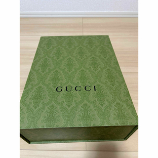 グッチ(Gucci)の【正規品・美品】GUCCI  グッチ　空箱　2024  緑　グリーン(ショップ袋)