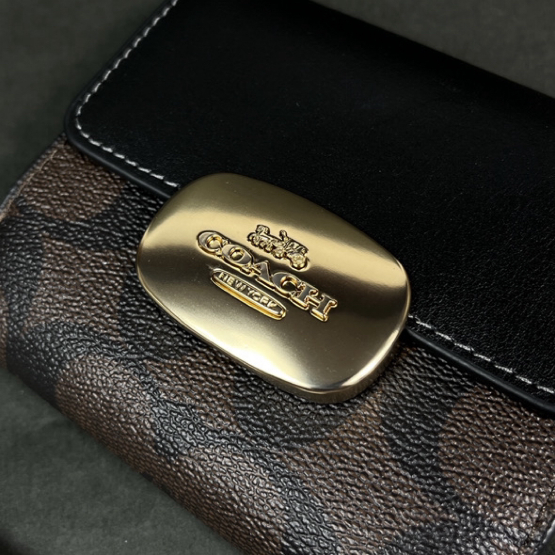 COACH(コーチ)のCOACH  エライザ シグネチャー 二つ折り財布 CP255 ブラック 新品 レディースのファッション小物(財布)の商品写真