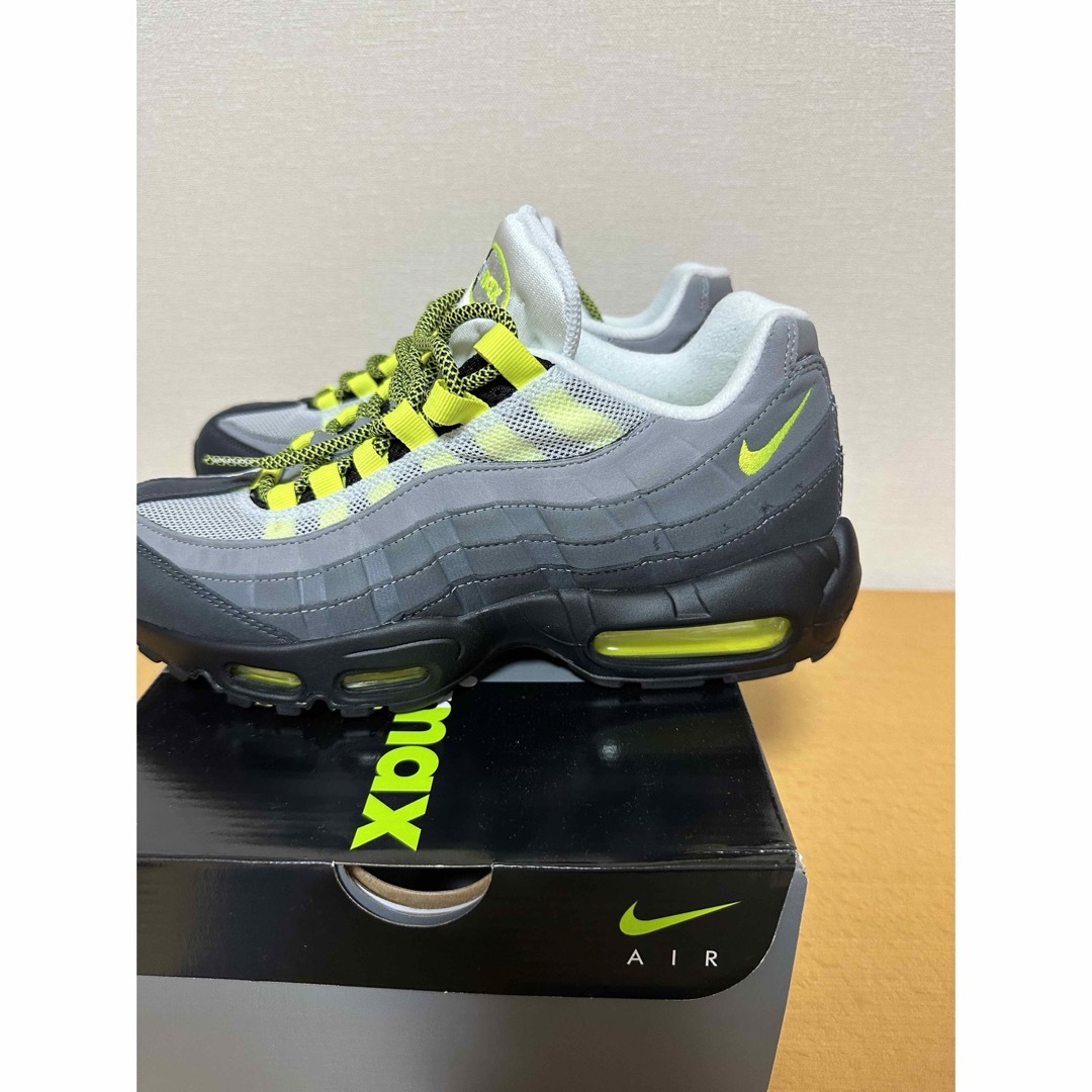 NIKE(ナイキ)のAIR MAX 95 OG  ブラック&ネオンイエロー　極美品！26 メンズの靴/シューズ(スニーカー)の商品写真