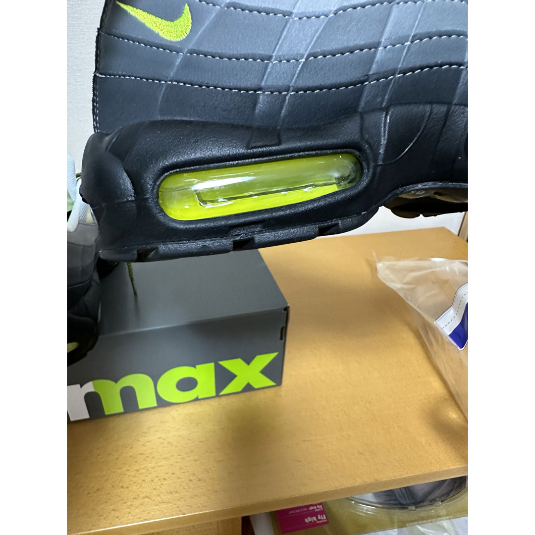 NIKE(ナイキ)のAIR MAX 95 OG  ブラック&ネオンイエロー　極美品！26 メンズの靴/シューズ(スニーカー)の商品写真