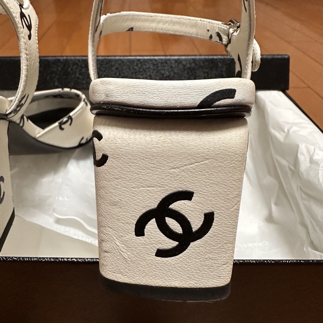 CHANEL(シャネル)のCHANEL シャネル　サンダル レディースの靴/シューズ(サンダル)の商品写真