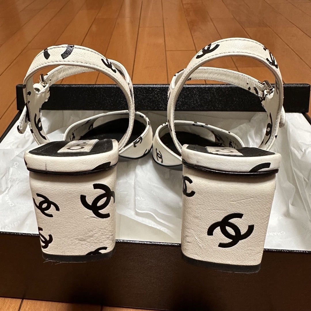 CHANEL(シャネル)のCHANEL シャネル　サンダル レディースの靴/シューズ(サンダル)の商品写真