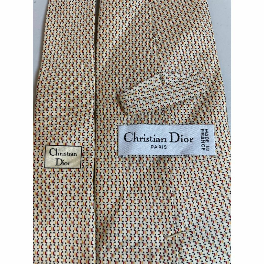 Christian Dior(クリスチャンディオール)のクリスチャン・ディオール【総柄　ベージュ系】 USED オールド ネクタイ 古着 メンズのファッション小物(ネクタイ)の商品写真