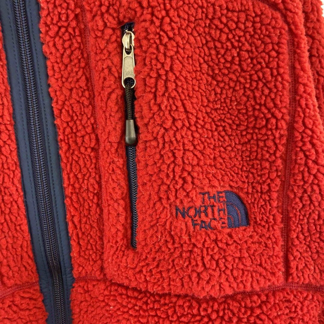 THE NORTH FACE(ザノースフェイス)のTHE NORTH FACE ザノースフェイス メンズ ブルゾン　ボアジャケット　赤　ロゴ刺繍 メンズのジャケット/アウター(ブルゾン)の商品写真