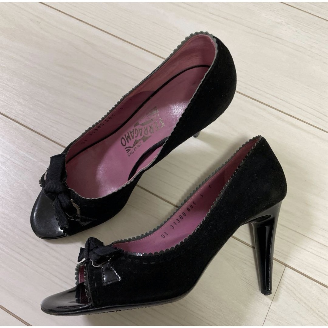 Salvatore Ferragamo - フェラガモ スエード パンプス 正規品の Salvatore Ferragamo - フェラガモ スエード パンプス 正規品の