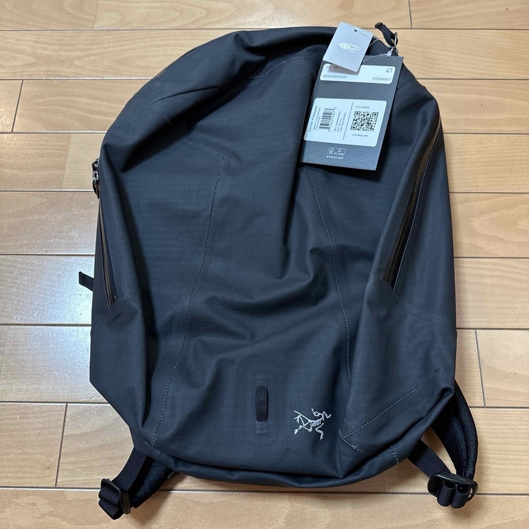 ARC'TERYX(アークテリクス)の新品　BEAMS ARC’TERYX / Granville16  ブラック メンズのバッグ(バッグパック/リュック)の商品写真