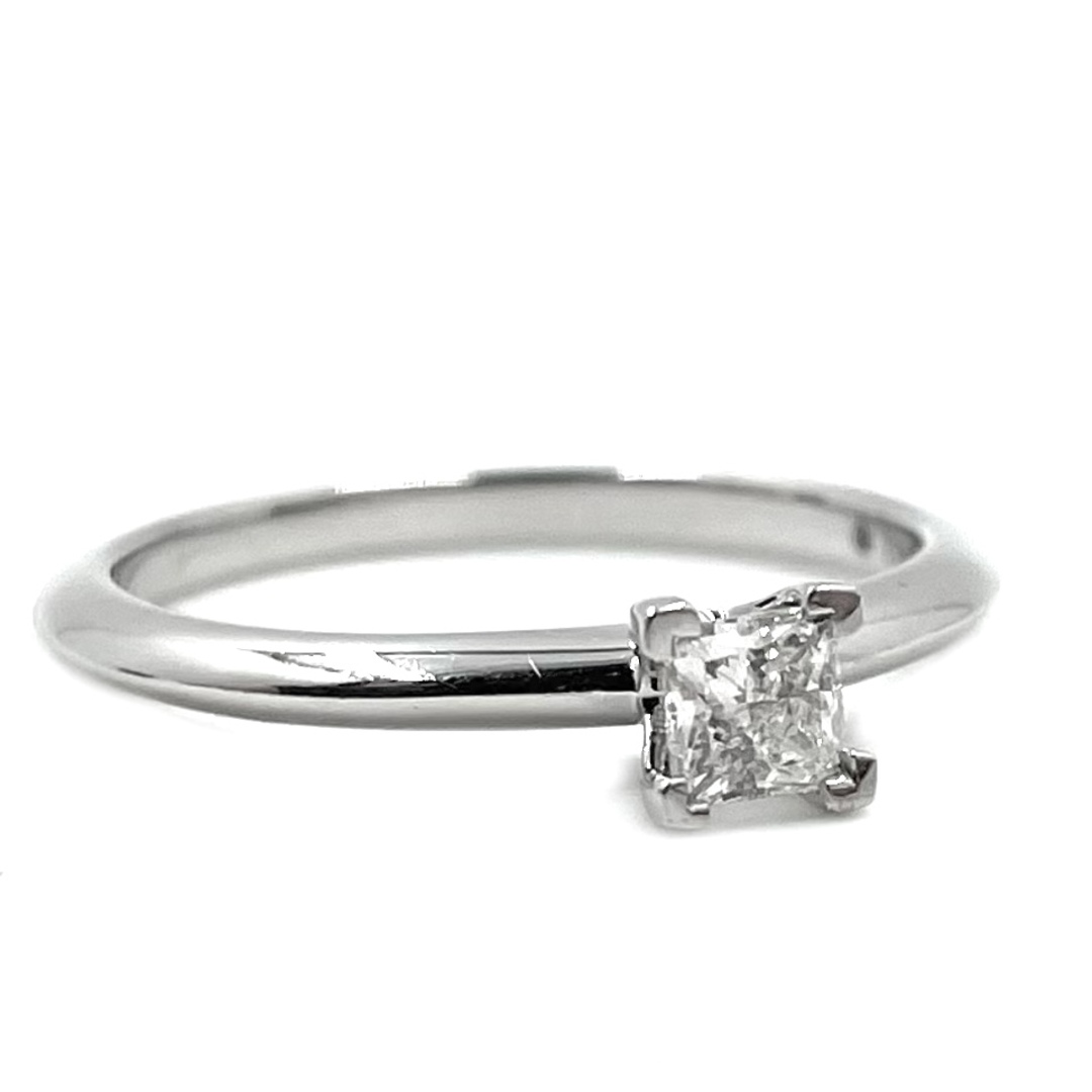 Tiffany & Co. - TIFFANY&Co. ティファニー 指輪 ルシダ ダイヤリング ジュエリー アクセサリー Pt950プラチナ    ダイヤモンド0.23ct 約11.5号 レディース 約3.2g 美品【中古品】
