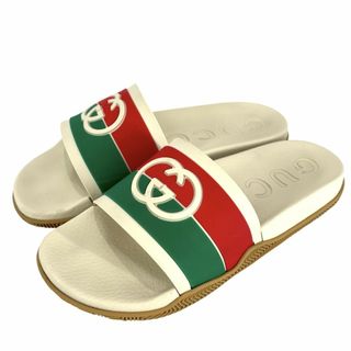 グッチ(Gucci)のGUCCI グッチ サンダル インターロッキングG スライドサンダル ビーチサンダル 靴 655265 ラバー    アイボリー グリーン 緑 メンズ 春 夏【中古品】(サンダル)