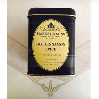 Harney & Sons ホット シナモン スパイス リーフ缶 112g