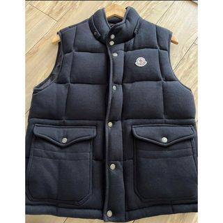 MONCLER - 【3/30まで値下げ✨】Moncler ダウンベスト　ブラック　L