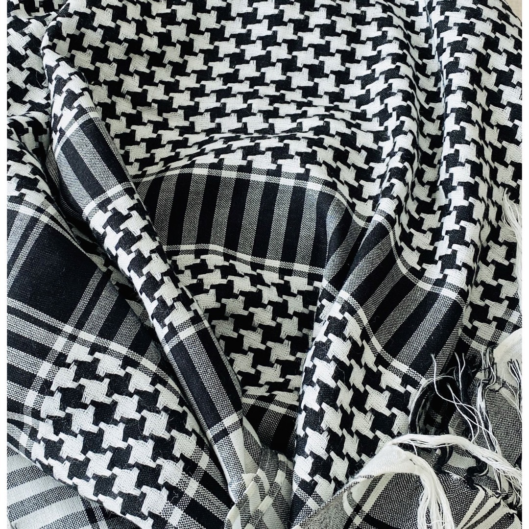モノトーン ストール ハンドメイドのファッション小物(マフラー/ストール)の商品写真
