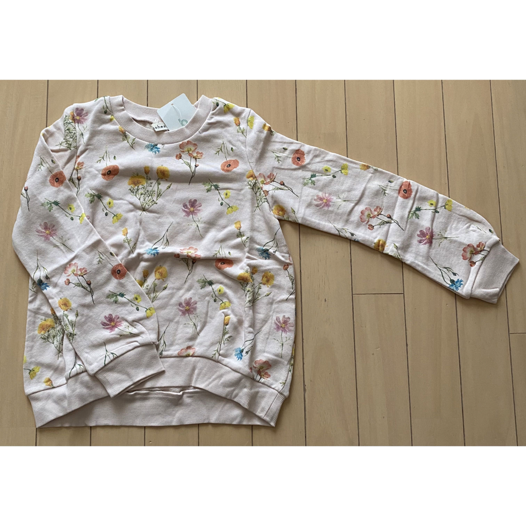 Branshes(ブランシェス)のブランシェス 花柄トレーナー 130 キッズ/ベビー/マタニティのキッズ服女の子用(90cm~)(その他)の商品写真