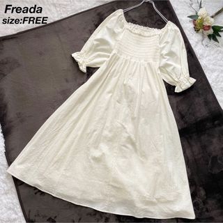 フリークスストア(FREAK'S STORE)のFreada フリーダ シャーリングワンピース ギャザー アイボリー Ａライン(ロングワンピース/マキシワンピース)