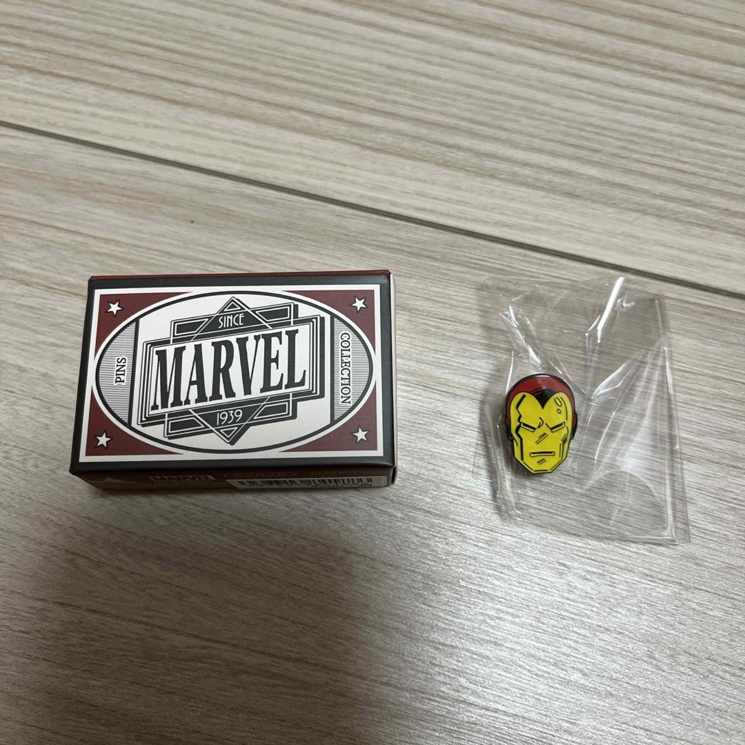 MARVEL(マーベル)のMARVEL アイアンマン　ピンバッジ エンタメ/ホビーのアニメグッズ(バッジ/ピンバッジ)の商品写真