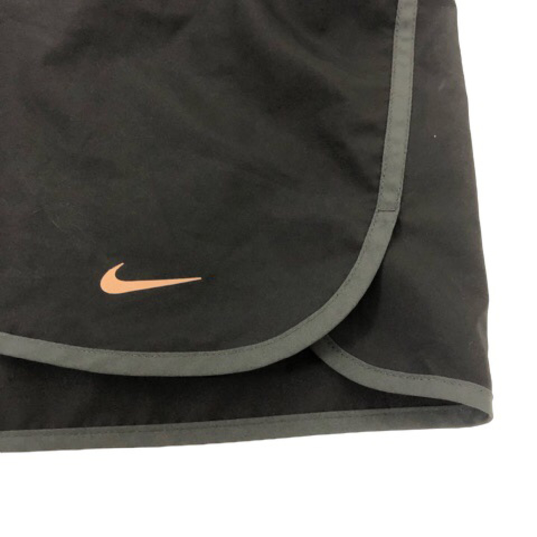 NIKE(ナイキ)のナイキ スカート スコート ミニスカート パイピング ワンポイント L ブラック レディースのパンツ(その他)の商品写真