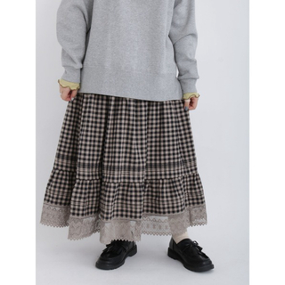 サマンサモスモス(SM2)のサマンサモスモス 裾レースティアードスカート　刺繍　レディース　ゴム　チャコール(ロングスカート)