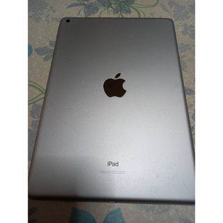 アイパッド(iPad)のiPadAIR2 第7世代  WIFI  32GB  10.2インチ  シルバー(タブレット)