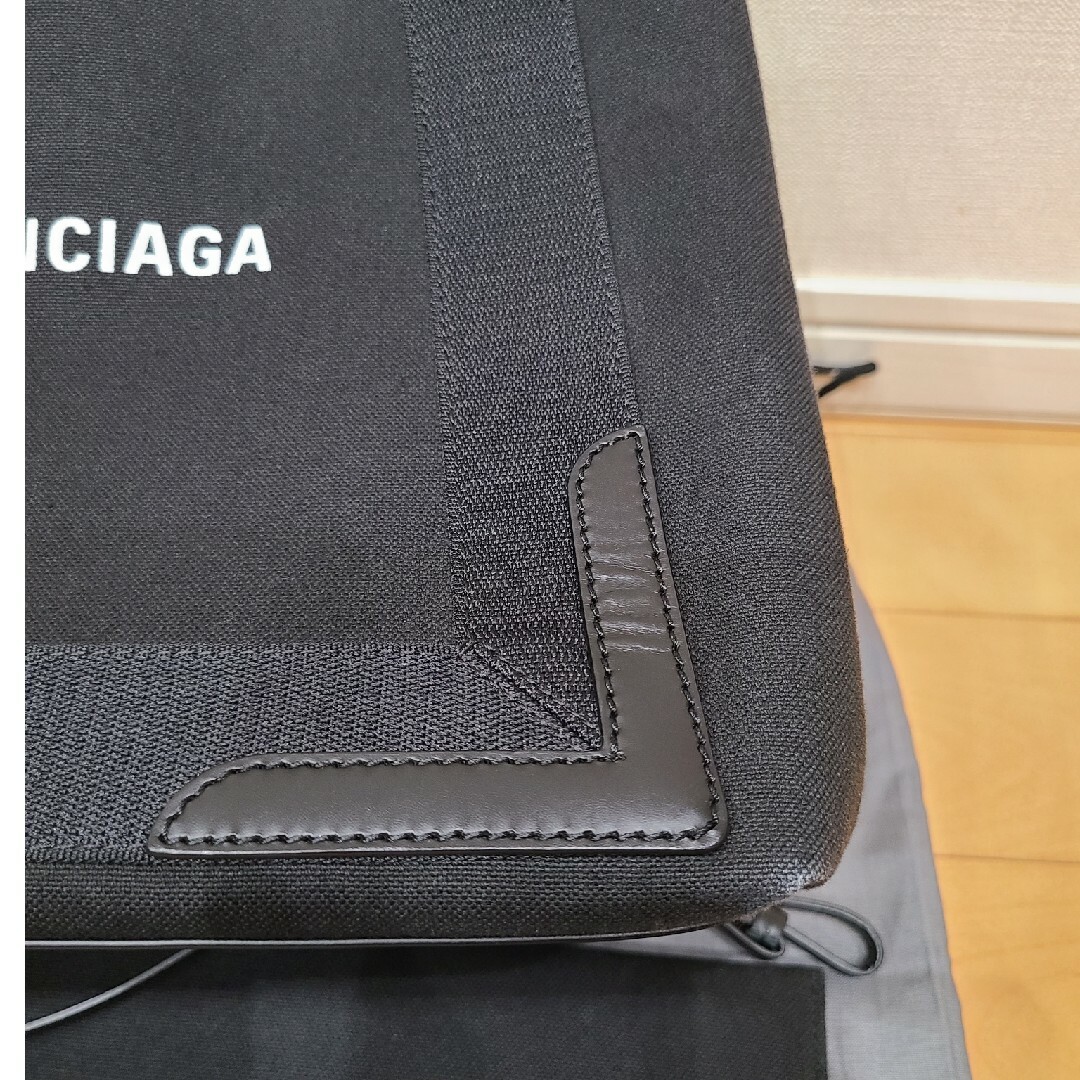 Balenciaga(バレンシアガ)の【美品】BALENCIAGAネイビーカバ Sコットンキャンバス レディースのバッグ(トートバッグ)の商品写真