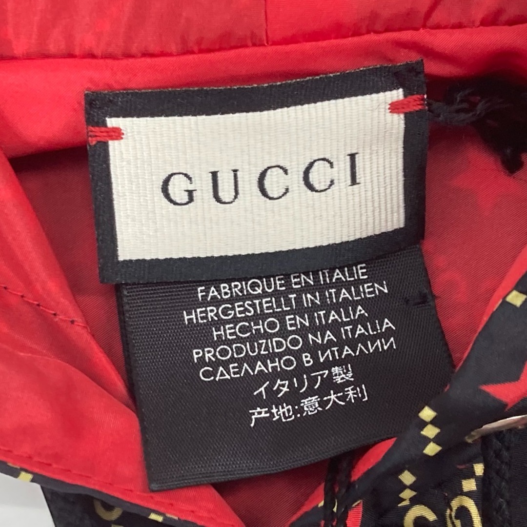 Gucci(グッチ)のグッチ GUCCI レインコート フード 581635 GG スター ポーチ付き トップス アパレル ポンチョ ナイロン レッド 未使用 レディースのジャケット/アウター(ポンチョ)の商品写真