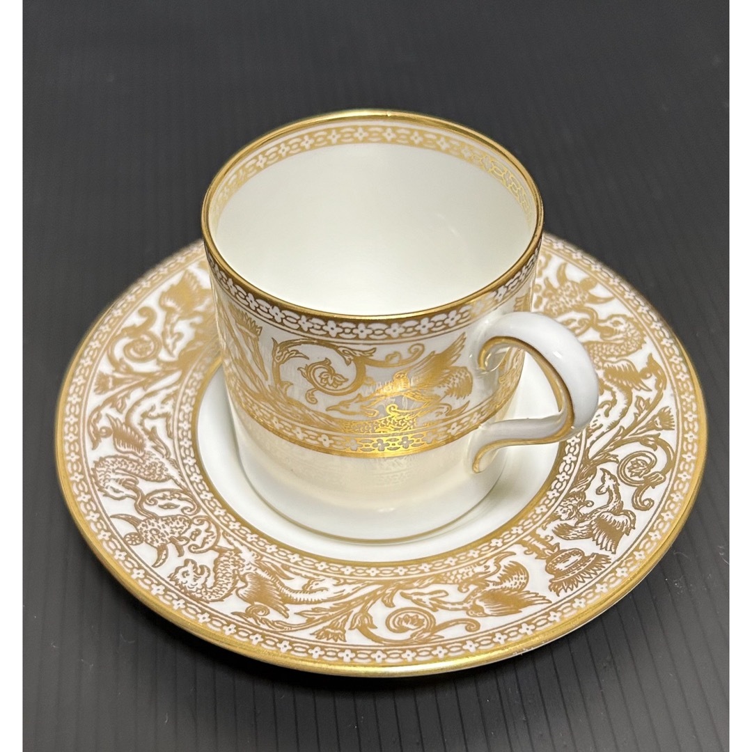 WEDGWOOD(ウェッジウッド)の◎美品　ウェッジウッド　フロレンティーンゴールド　カップ&ソーサー インテリア/住まい/日用品のキッチン/食器(食器)の商品写真