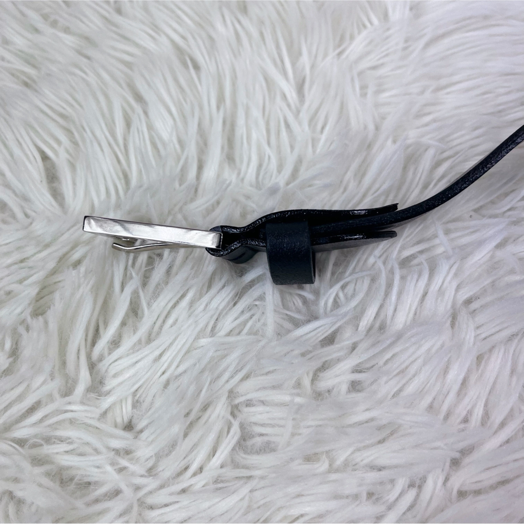 FENDI(フェンディ)の（未使用級）FENDI  本革　レザーベルト  ブラック　イタリア製　箱つき メンズのファッション小物(ベルト)の商品写真