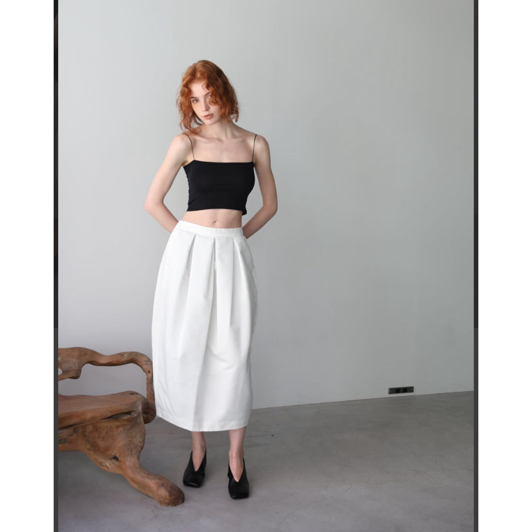 eLLa cocoon satin memory skirt (ivory)S レディースのスカート(ロングスカート)の商品写真