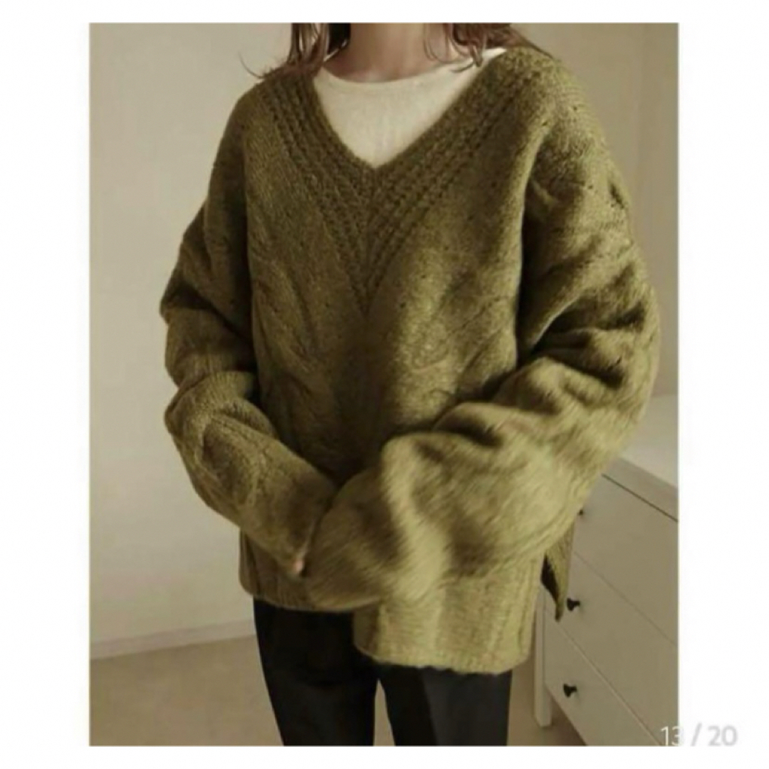 lawgy(ラウジー)のmecherie Loose v-neck knit レディースのトップス(ニット/セーター)の商品写真