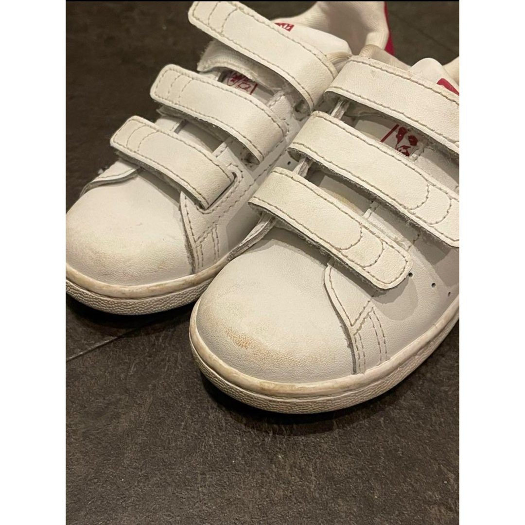 adidas(アディダス)のadidas スタンスミス　ホワイト✖️ピンク　15cm キッズ/ベビー/マタニティのキッズ靴/シューズ(15cm~)(スニーカー)の商品写真