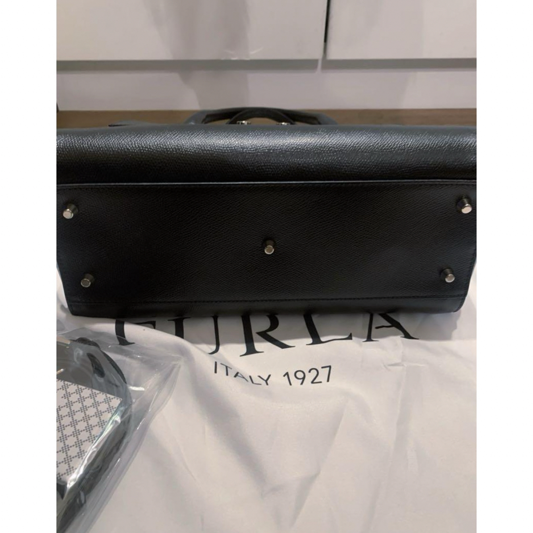 Furla(フルラ)のフルラ　メトロポリス　Mサッチェル　2wayバッグ　極美品‼️ レディースのバッグ(ハンドバッグ)の商品写真