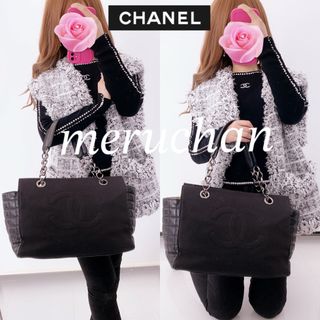 シャネル(CHANEL)のシャネル チェーントートバッグ ラムスキン デカココマーク ブラック 大容量(トートバッグ)