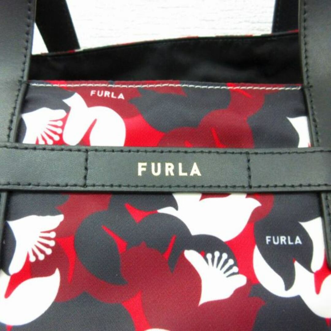 Furla(フルラ)のフルラ FURLA 美品 ナイロン ショルダーバッグ ハンド 総柄 ■WY レディースのバッグ(ショルダーバッグ)の商品写真