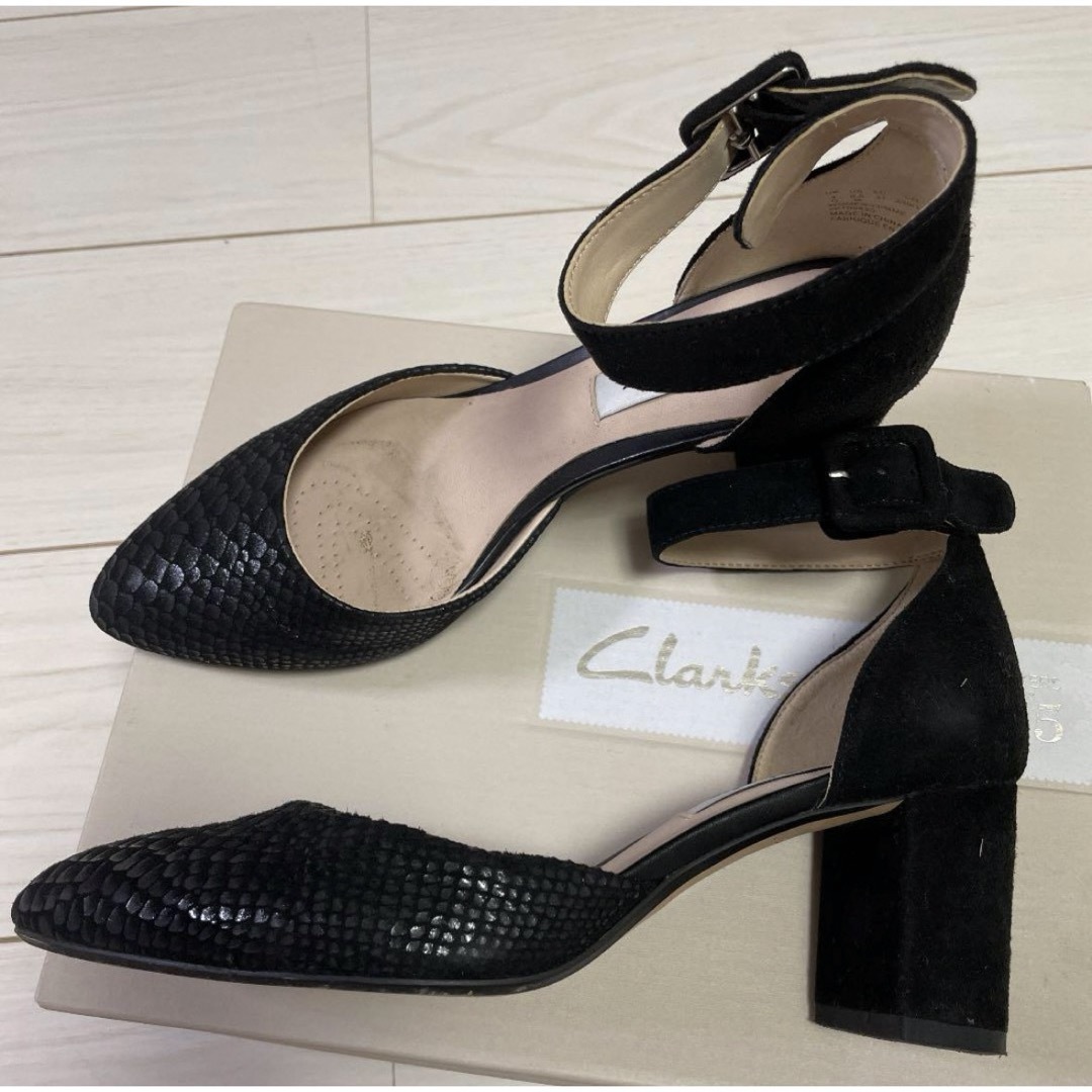 Clarks(クラークス)のクラークス　clarks パンプス　箱無し　正規品 レディースの靴/シューズ(ハイヒール/パンプス)の商品写真