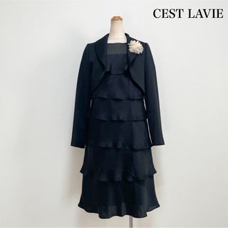 セラビ(C'EST LA VIE)のCEST LAVIE ジャケット ドレスワンピース セットアップ 黒 結婚式(ミディアムドレス)