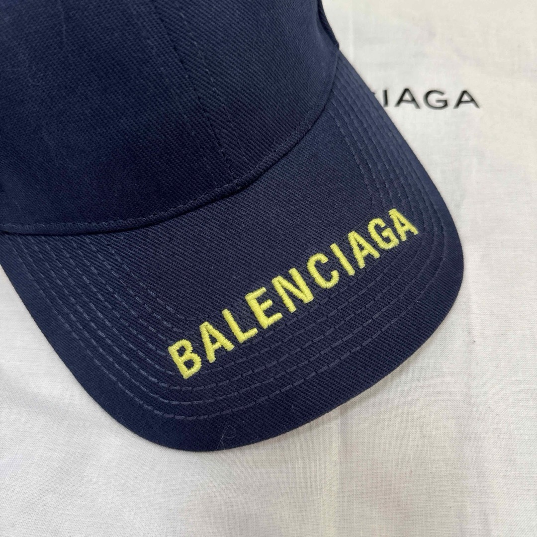 Balenciaga(バレンシアガ)の極美品！BALENCIAGA バレンシアガ　ベースボールキャップ　サイズL レディースの帽子(キャップ)の商品写真